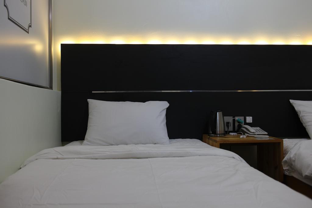 K-Haus Dongdaemun Motel โซล ภายนอก รูปภาพ